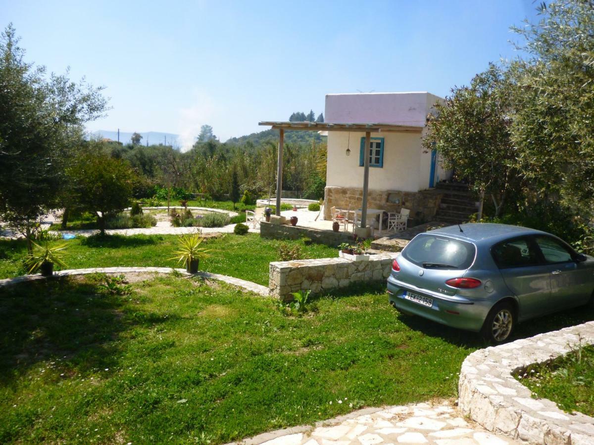 Lemon Tree Cottage Finikounta Exterior photo