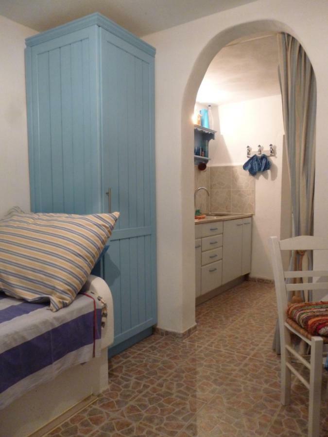 Lemon Tree Cottage Finikounta Exterior photo